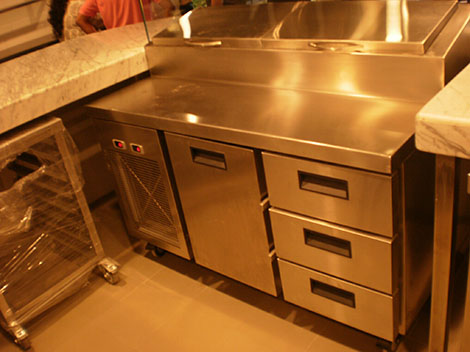 Salad / Pizza Prep Station